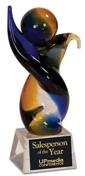 7 3/4" Twisted Body Art Glass 