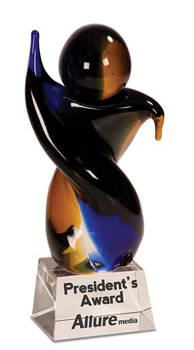 9 1/2" Twisted Body Art Glass 